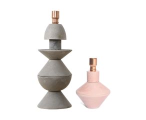 conjunto-de-1-vaso-castiçal-valentim-pequeno-rosa-e-1-vaso-castical-valentim-grande-cinza